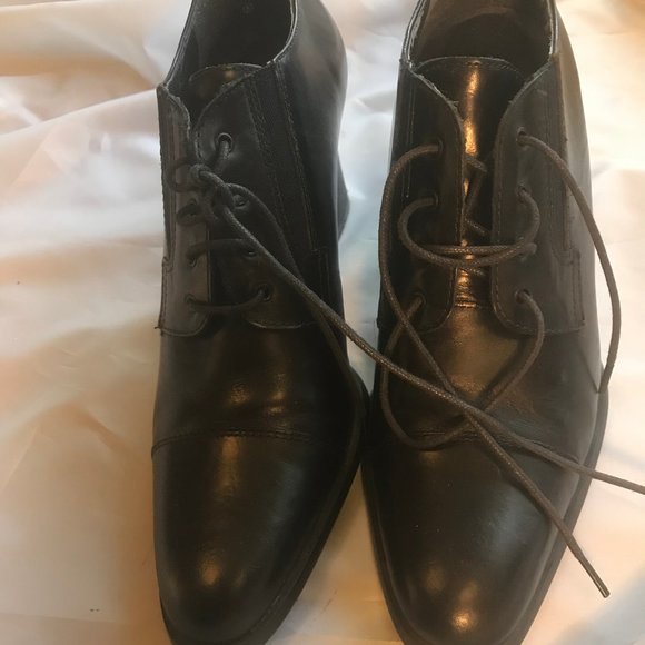 Bandolino women's heels ankle boot, lace-tie - Picture 5 of 5